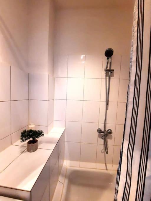 City-Wohnung Mit Ausblick Bochum Exterior foto